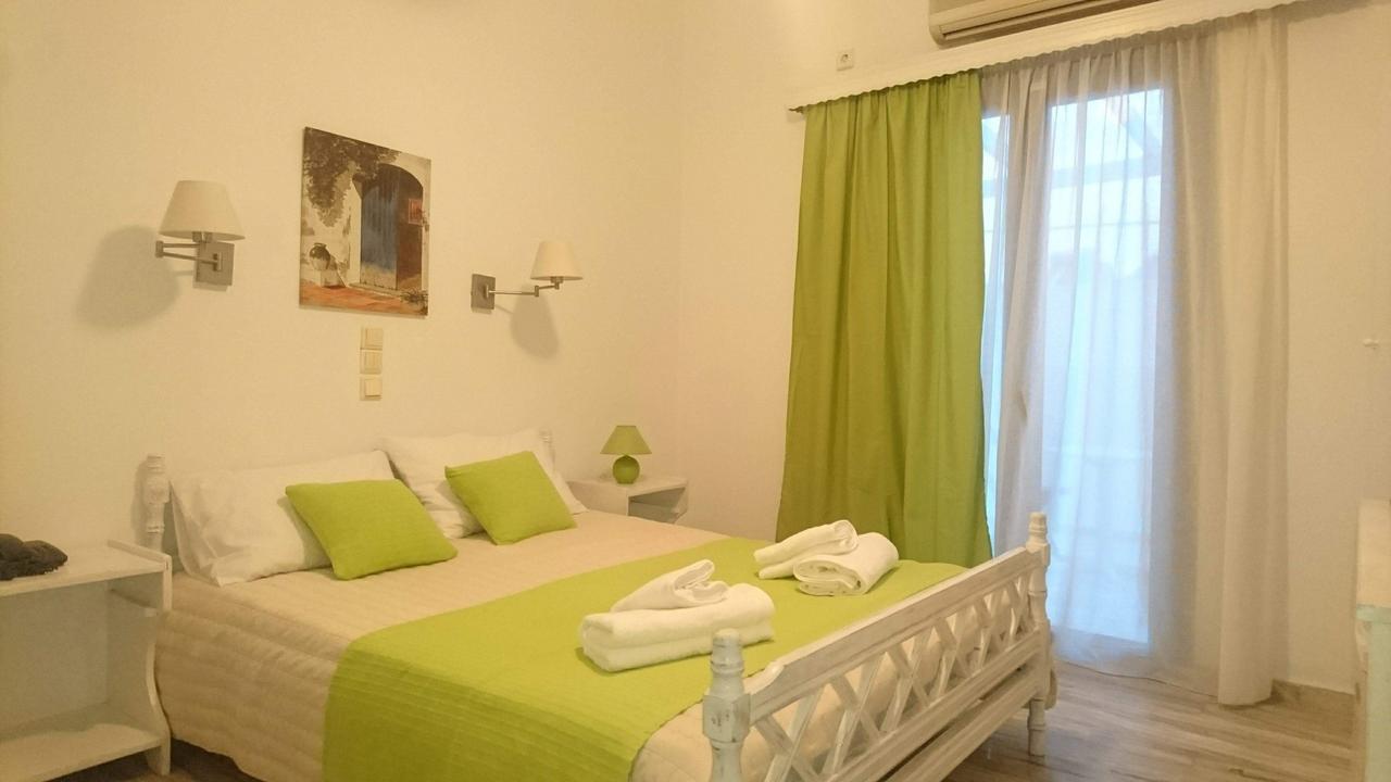 Ino Hotel Kamári Dış mekan fotoğraf